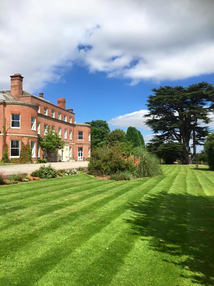 Longworth Hall Hotel Lugwardine Buitenkant foto